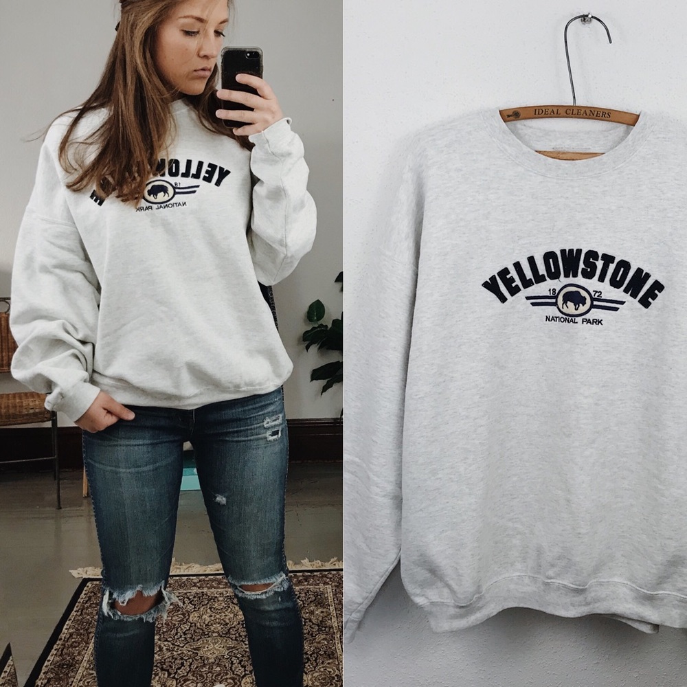 //VINTAGE// Oversized Yellowstone Crewneck
